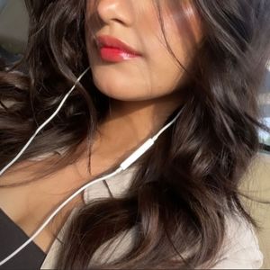 Meet your Posher, Divya